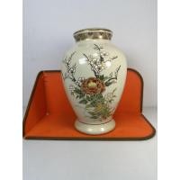 ราคา ✨ แจกันญี่ปุ่นโบราณ – งานดิน ลายดอกไม้คลิปทอง ✨ มี รอยร้าว ไม่กระทบความงามโดยรวม (26838973034)