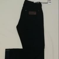 ราคา กางเกง​ยีนส์​Wrangler​➡️Limited​Edition​70​ปี➡️ริมรุ้ง➡️เอว31➡️ปกติ​ 3,290​ บาท​ ✔️พิเศษ​ 1,090​ บาท​ (1469049732)