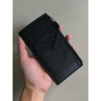 ราคา Louis Vuitton Taiga Coin Card Holder with IC Chip LOUIS VUITTON (42020317520)