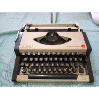 ราคา พิมพ์ดีด Olympia แป้นภาษาไทย (40310939649)