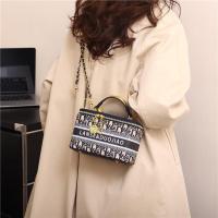 ราคา JJ22 กระเป๋าสะพายข้าง กระเป๋าแฟชั่นสำหรับผู้หญิง กระเป๋าหนัง PU กระเป๋าทรงกล่อง (22590791642)