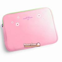 ราคา ป้ายไทย Marc jacob LAPTOP CASE limited edition collection summer ปี2024 รุ่น daisy pop (24092852475)