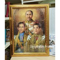 ราคา กรอบรูปพร้อมภาพในหลวงและพระราชินี ภาพมงคลพร้อมกระจกและที่แขวนผนัง (21563328282)