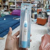 ราคา แปรงสีฟันไฟฟ้าในภาพคือแปรงสีฟันไฟฟ้า Hello Kitty รุ่น HB-CY101B-KYP จากแบรนด์ OHM (42424720625)