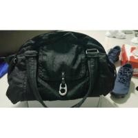 ราคา กระเป๋า kipling แท้ สภาพ มือ 2 ใบใหญ่ สีดำ สพายข้าง คล้องแขน (2865181776)