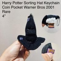 ราคา พวงกุญแจ ตุ๊กตา กระเป๋า หมวกคัดสรร แฮรี่พอตเตอร์ Harry Potter Sorting Hat Keychain Coin Pocket Warner Bros 2001 Rare (24738485690)