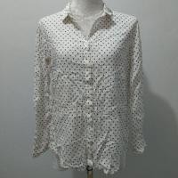 ราคา เสื้อเชิ้ต Uniqlo มือสอง สภาพดี ลายจุด (1407909041)
