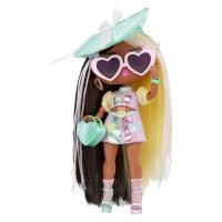 ราคา (ของแท้100%) พร้อมส่ง! L.O.L. Surprise! Tweens Series 4 Fashion Doll Darcy Blush with 15 Surprises (20217267759)