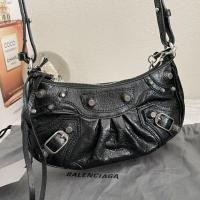 ราคา กระเป๋าBalenciagaแท้100%ส่งฟรีมีของแถมused (27477591980)