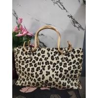 ราคา กระเป๋าผ้ามือสองลายเสือแบรนด์SamanthaThavasaทรงถือหูหวาย (18280419379)