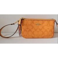 ราคา COACH C3308 NOLITA 19 สีส้มลายซี แท้100% จาก outletสหรัฐ (19294266017)