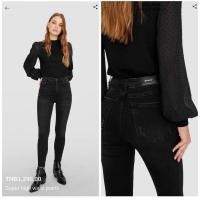 ราคา รุ่นขายดีที่สุด !! กางเกงยีนส์สกินนี่เอวสูง Stradivarius super high waist skinny jeans สีดำเฟดสวยมาก (6618871370)