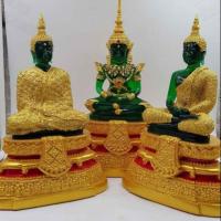 ราคา พระแก้วมรกต 3ฤดู​ ปลุกเสก ณ วัดพระศรีรัตนศาสดาราม(วัดพระแก้ว)ขนาดหน้าตัก5นิ้ว (5619532449)