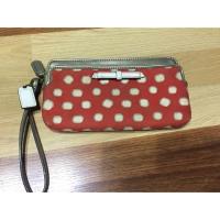 ราคา กระเป๋าสตางค์ใบยาวCoach สีแดงจุดขาว (1753008835)