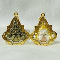 ราคา พระราหู ราหูอมจันทร์ จี้พระราหู เลี่ยมกรอบสีทอง กันน้ำ เสริมฮวงจุ้ย ขนาด 3.5x4 หนา 0.5 เซนติเมตร (27237098586)