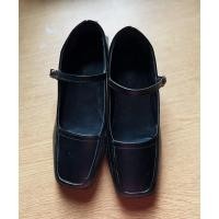 ราคา รองเท้าคัทชูผู้หญิงสีดำมีสายคาด (29953503748)