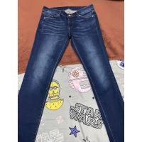 ราคา Uniqlo กางเกงยีนส์ผู้หญิง มือสอง (21191831702)