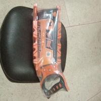 ราคา เลื่อยปังตอ 12 นิ้ว พร้อมแท่นองศารองตัด (21579182034)