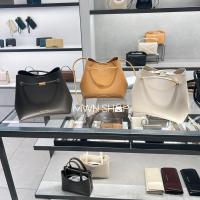 ราคา Charles&keith กระเป๋า มีโค้ดลด30% Sybill Geometric Bucket Bag กระเป๋าสะพายข้าง ของแท้จากชอป (27161406113)