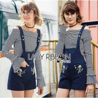 ราคา ⚡️โล๊ะล้างสต๊อก⚡️เซ็ตเสื้อเปิดไหล่ลายขวาง และเอี๊ยมกางเกงยีนส์ขาสั้นปักลายดอกไม้ ป้าย Lady Ribbon (7482098323)