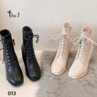 ราคา รองเท้าบูทผูกเชือกยาว(ดำ/ครีม)❤️ (14508286876)