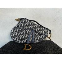ราคา Christian Dior Saddle 10” มือสอง (18595315017)