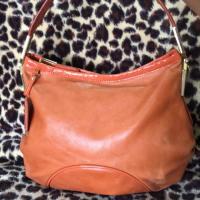 ราคา กระเป๋าหนังวัวแท้สะพายไหล่ข้าง งานแบรนด์แท้ ELLE แท้ #มือ2 (2187420805)