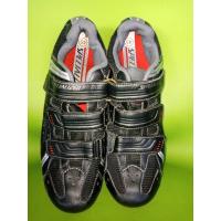 ราคา รองเท้าปั่นจักรยานมือสอง SPECIALIZEDเบอร์45 (22826783708)