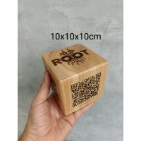 ราคา ลูกเต๋าไม้ ขนาด8,10cm. (ราคาต่อชิ้น) ผลิตในไทย ทำจากไม้ยางพารา เกมส์ไม้ ลูกเต๋าใหญ่ สั่งเลเซอร์ตามสั่งได้ค่ะ (24969749856)