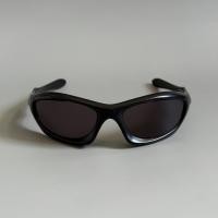 ราคา OAKLEY MONSTER DOG MATTE BLACK Sport Sunglasses แว่นกันแดดโอ๊คลีย์ ยุค 2000 แว่น Y2K (43314036449)