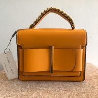 ราคา CHARLES & KEITH BOW หน้าโบว์ ck แท้ % สีเหลืองมัสตาร์ด (4500133648)