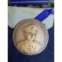 ราคา เหรียญทองแดงรมดำ ที่ระลึก 55 ปีกรมกำลังพลทหารอากาศ พ.ศ.2549 ร.9 สภาพเก่าเก็บ #เหรียญหายาก (29989510606)