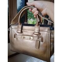 ราคา กระเป๋าถือหนังแท้ % พร้อมสายสะพายข้าง แบรนด์เนมแท้ coach สเวกเกอร์ ไซส์ 11 นิ้ว สูง 8 นิ้ว สวยๆ งานแท้ 100% จ้า (17326129159)