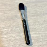 ราคา [ต้นฉบับใหม่ 100%] แปรงแป้งสังเคราะห์ MAC 129S / แปรงปัดแก้ม - MAC Make Up Brush - บลัชออนดั้งเดิมบนแปรง (42114608373)
