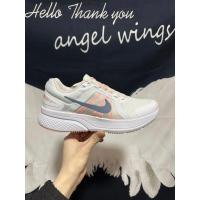 ราคา Nike Run Swift 2 รองเท้าเทรนนิ่งระบายอากาศ สีขาวและเทา (56151302357)