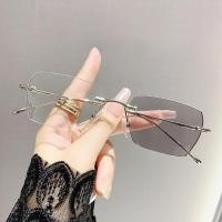 ราคา แว่นสายตาสั้น โฟโตโครมิก -75~375 พร้อมกรอบแว่นแฟชั่นสำหรับทั้งผู้ชายและผู้หญิง (49150563767)