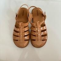 ราคา (Used สภาพดี) MONOBO รุ่น Charlotte รองเท้ารัดข้อ สีน้ำตาล Size 6 ของแท้ 100% (24096601593)