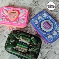 ราคา กล่องดินสอพร้อมเครื่องคิดเลข จาก smiggle ของแท้ 100% นำเข้าจากออสเตรเลียค่า (13525265826)