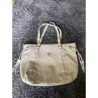 ราคา MCM neverfull สีขาวครีม สภาพสวยๆ (23748226347)