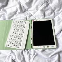 ราคา เคส IPad + Keyboard Bluetooth สำหรับ 4/5 แถมสาย USB เคสมีที่ใส่ปากกา + อแดปเตอร์ (6970305447)