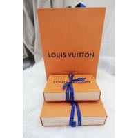 ราคา กล่องหลุยส์แท้ Louis vuitton box ( มือสอง) ของแท้พร้อมส่ง สภาพดีมาก (18958018727)