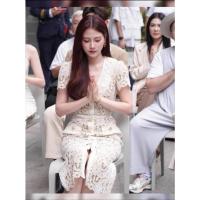 ราคา เดรสใบเฟิร์น เดรสยาวลูกไม้สีขาว ซับในสีครีม พร้อมเข็มขัด (42066006978)