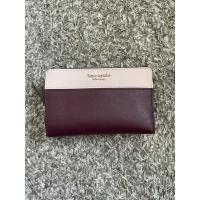ราคา กระเป๋าสตางค์ kate spade มือสอง(แท้100%) (6197090089)