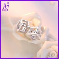 ราคา ต่างหูเงิน 925 ส่วนบุคคล Hollow Cube Diamond-Studded RXW889 (43668170610)