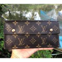 ราคา Used Lv Wallet รับประกันแท้ 100% (926912995)