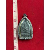 ราคา พระขุนแผนหลวงพ่อกวย วัดโฆษิตาราม เนื้อว่านผงใบลานพร้อมกรอบเงิน (27637949479)