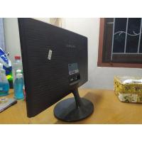 ราคา จอ LED คอมพิวเตอร์ Samsung 20 นิ้ว มือสอง สภาพดีไม่มีตำหนิ ภาพลายนิดๆ ใช้เอง แต่บ้านรก แม่บ่น อยากขาย (9067885592)