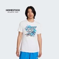 ราคา [พร้อมส่ง‼️] เสื้อยืดแขนสั้น Nike Sportswear "Just Do It" [DR7998-100] (22172449388)