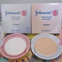 ราคา JOHNSON'S Fresh & Smooth Face Powder ขนาด 10g . แป้งฝุ่นอัดแข็งจอห์นสัน สำหรับผู้ใหญ่ (1552129303)