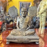 ราคา พระบูชาหลวงพ่อเงิน พระเกจิดัง วัดบางคลาน เนื้อขันลงหิน ทองเหลืองเก่า หายาก งานเก่ามากๆ น่าบูชามาก (28506417296)
